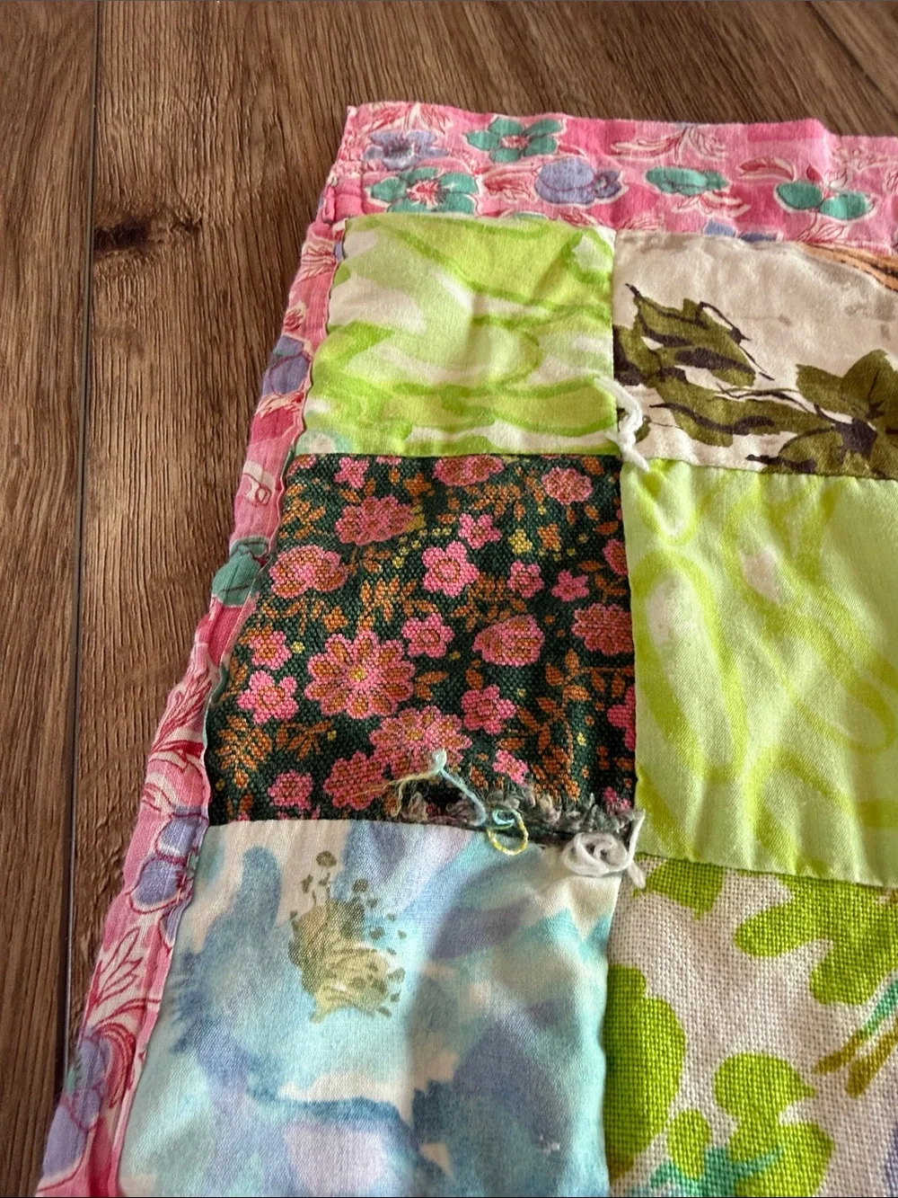 Vintage Handmade Patchwork Quilt - Multi-Color Cozy Bedspread